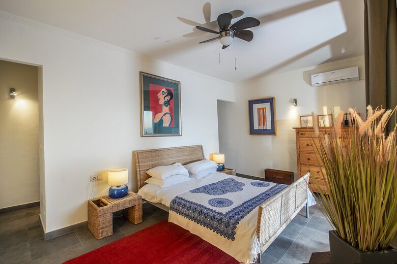 Mas Mananas - La Herradura, Spain