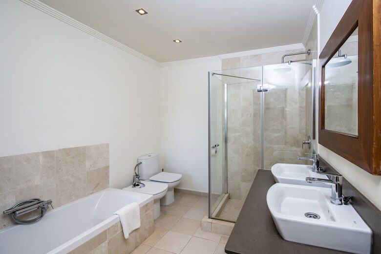 Mas Mananas - La Herradura, Spain