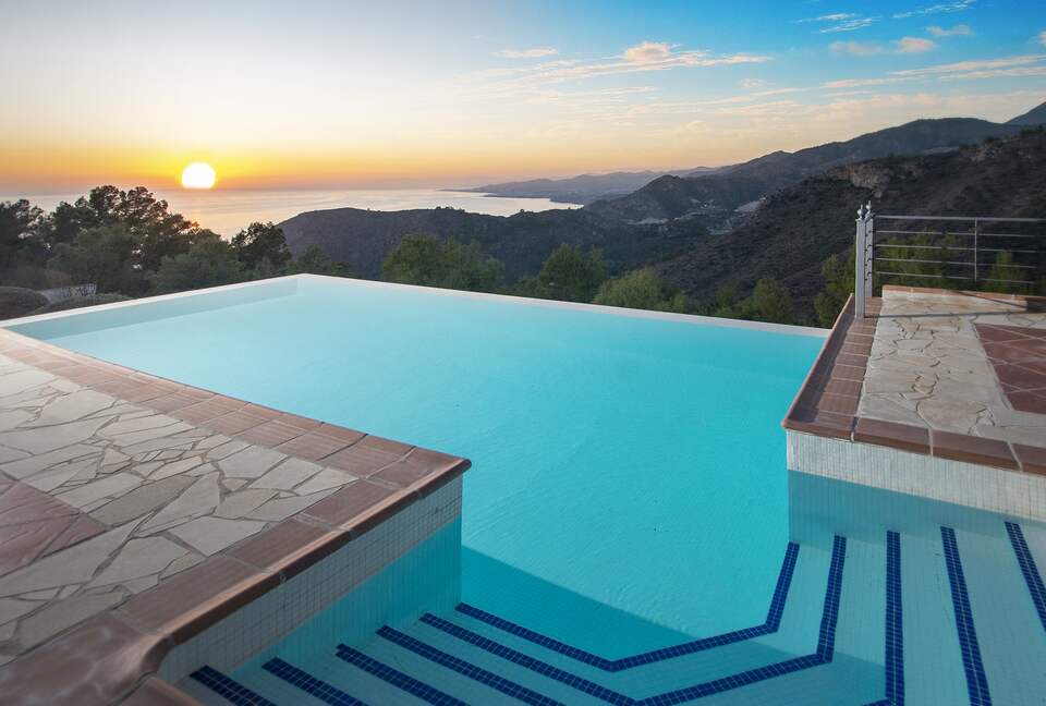 Mas Mananas - La Herradura, Spain