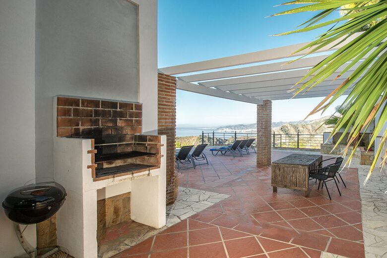 Mas Mananas - La Herradura, Spain