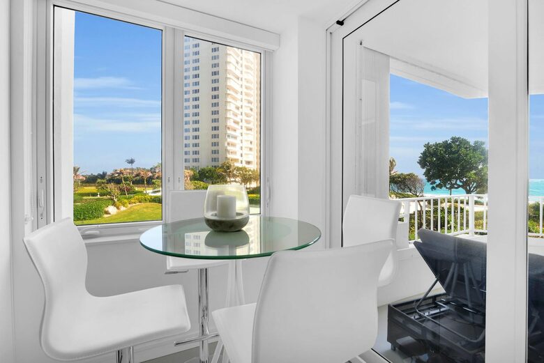 Stunning Beachfront Apartment - Boca Raton, Florida