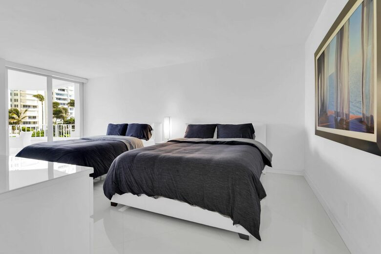 Stunning Beachfront Apartment - Boca Raton, Florida