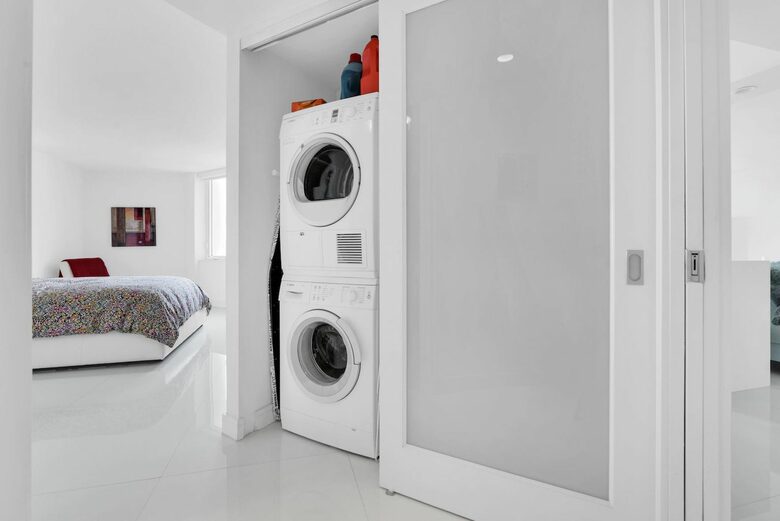 Stunning Beachfront Apartment - Boca Raton, Florida