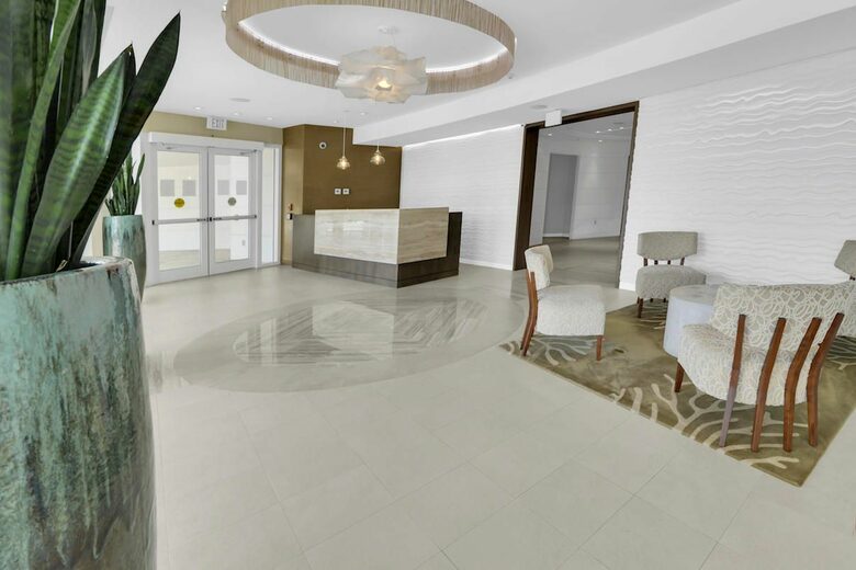 Stunning Beachfront Apartment - Boca Raton, Florida