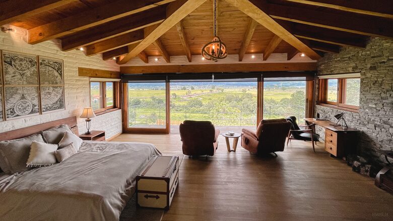 Home Exchange in Tapalpa, Jalisco, Mexico master suite