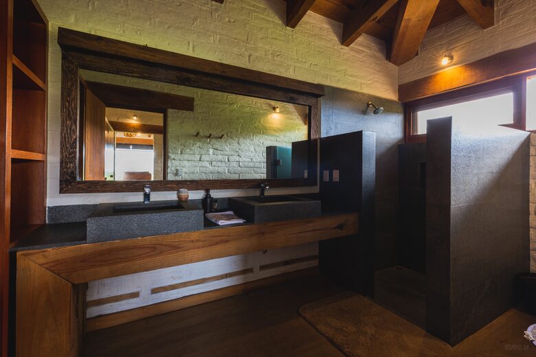 Home Exchange in Tapalpa, Jalisco, Mexico main Bathroom