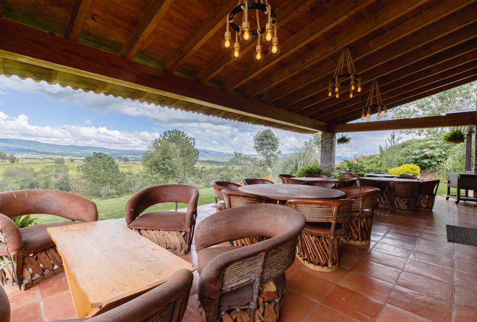 Home Exchange in Tapalpa, Jalisco, Mexico outdoor dining and living