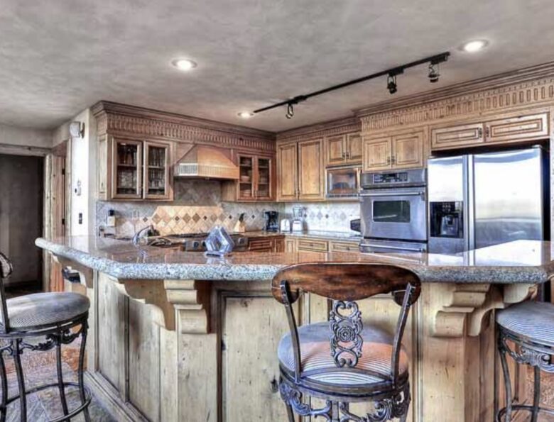 Home Exchange in Big Bear Lake, CA kitchen