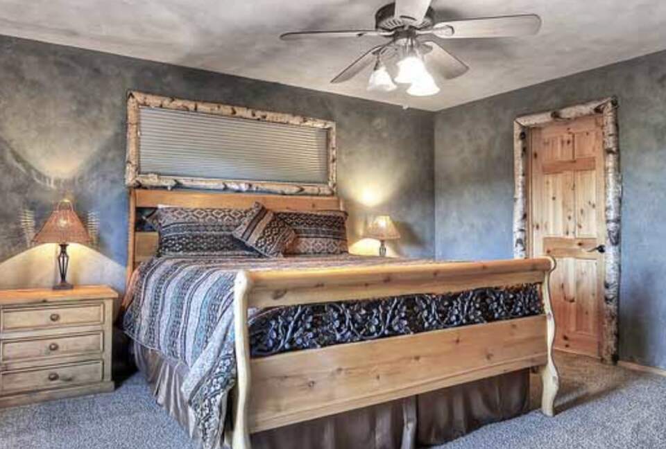 Home Exchange in Big Bear Lake, CA guest bedroom