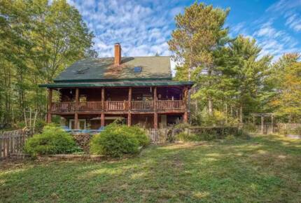 Starlight Cabin Ten Acre Retreat