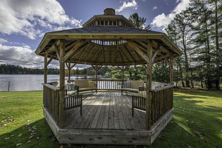Luxury Historic Eagle River Chain Lake Estate - Eagle River, Wisconsin