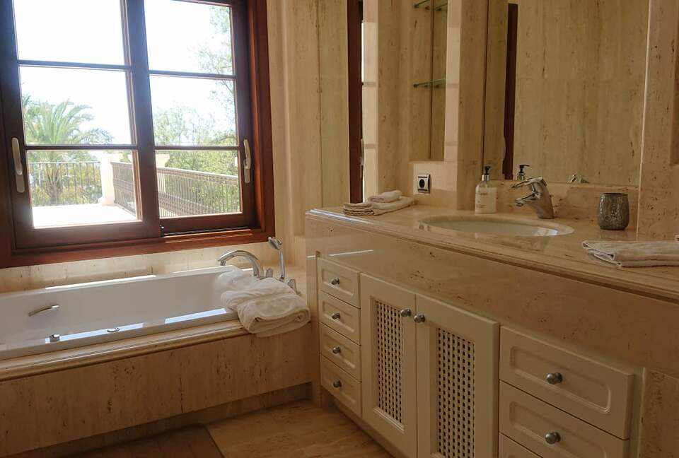 Los Picos (Casa Augusta) - Marbella, Spain