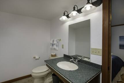 Home Exchange in Eagle River, WI Castaway en suite