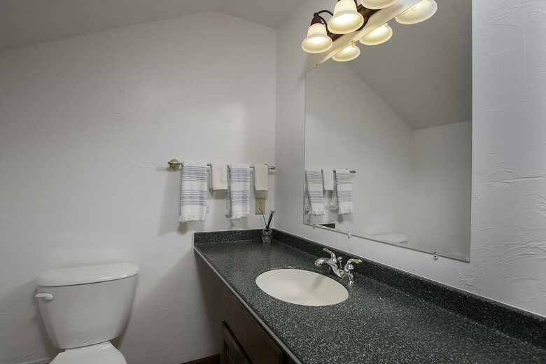 Home Exchange in Eagle River, WI "Eagles Nest" en suite