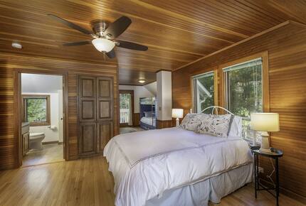 Home Exchange in Eagle River, WI "Port" sleeps 6