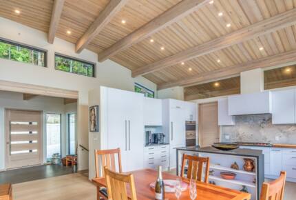 Victoria Modern Masterpiece - Victoria, Canada