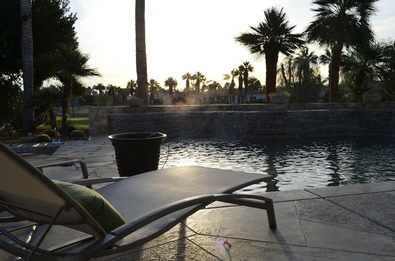 Home Exchange in La Quinta, CA lounge