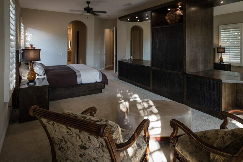 Home Exchange in La Quinta, CA master bedroom