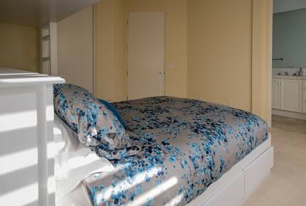 Home Exchange in La Quinta, CA bunk room