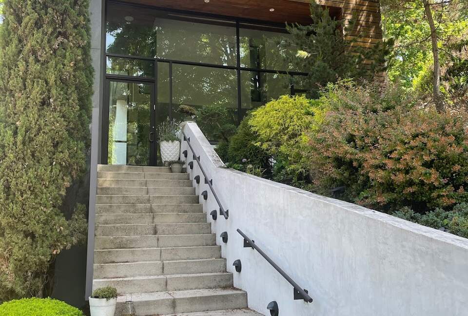 Atlanta Contemporary Getaway - Atlanta, Georgia