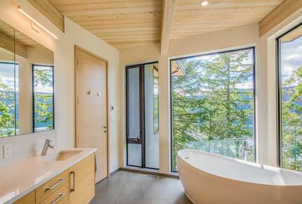 Spa-like master bathroom