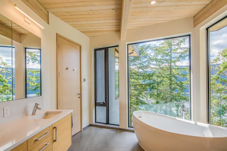 Spa-like master bathroom
