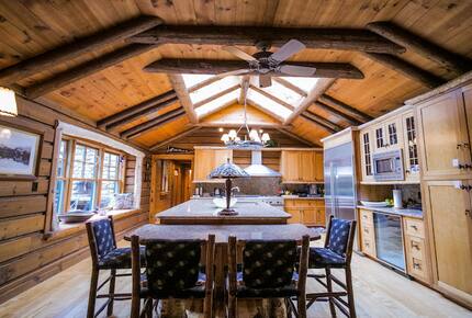 Far Horizon Estate - Lake Placid, New York