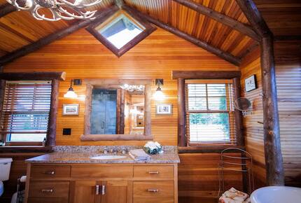 Far Horizon Estate - Lake Placid, New York