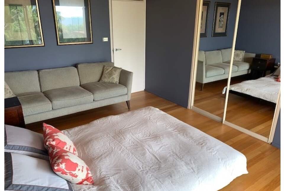 Unforgettable Ocean Escape - Whale Beach/Sydney, Australia