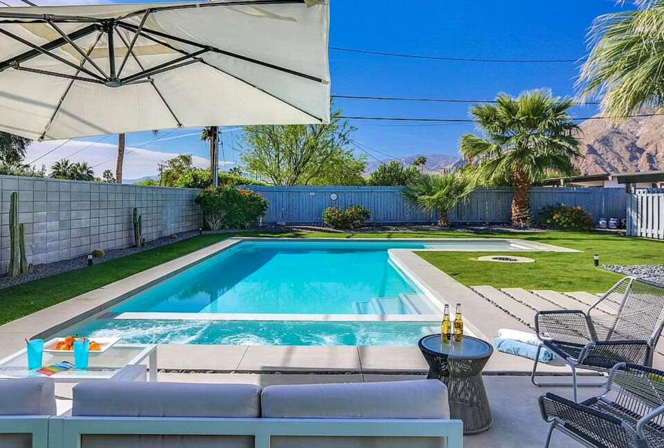 Private pool and spa