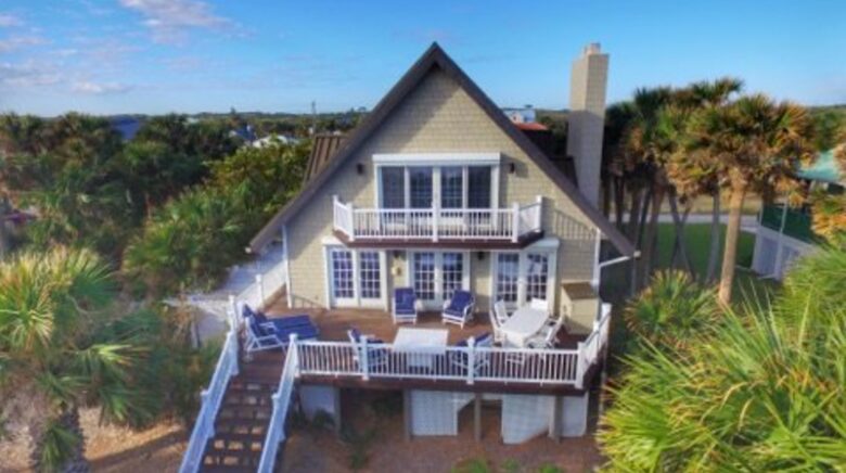 Pineapple Paradise Oceanfront Home - New Smyrna Beach, Florida