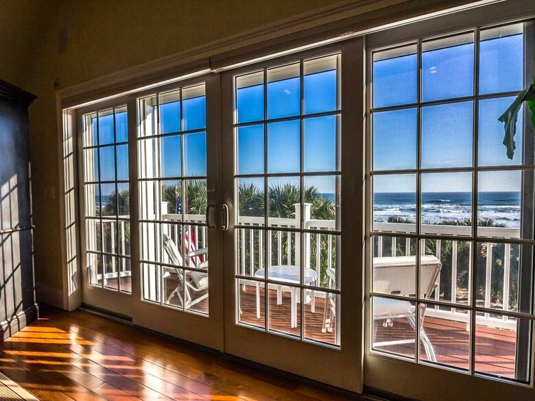 Pineapple Paradise Oceanfront Home - New Smyrna Beach, Florida