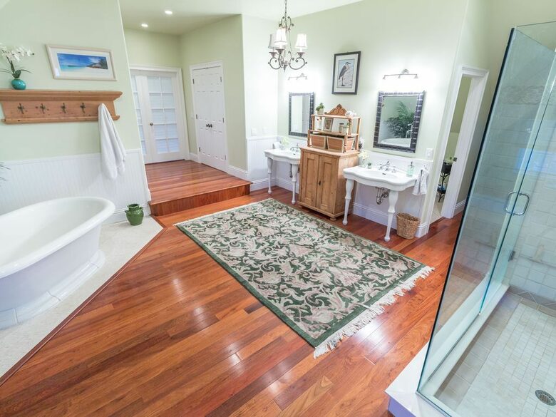 Pineapple Paradise Oceanfront Home - New Smyrna Beach, Florida