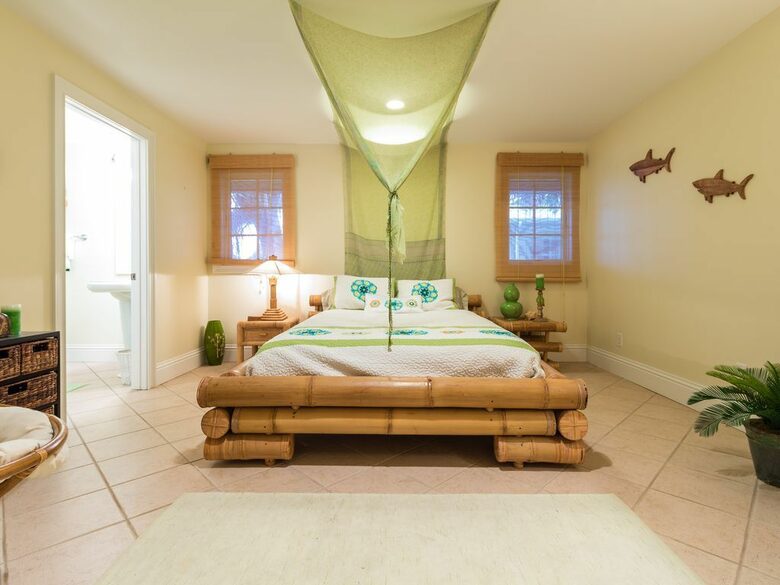 Pineapple Paradise Oceanfront Home - New Smyrna Beach, Florida