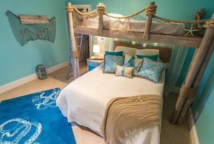 Pineapple Paradise Oceanfront Home - New Smyrna Beach, Florida