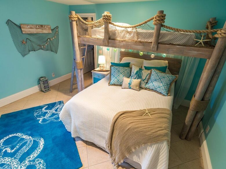 Pineapple Paradise Oceanfront Home - New Smyrna Beach, Florida