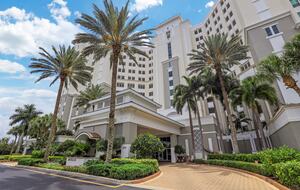The Dunes - Awesome View & Resort Style Vacation - Naples, Florida