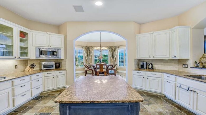 Bluff View Estate - Austin, Texas