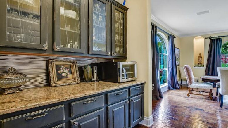 Bluff View Estate - Austin, Texas