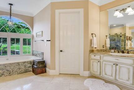 Bluff View Estate - Austin, Texas