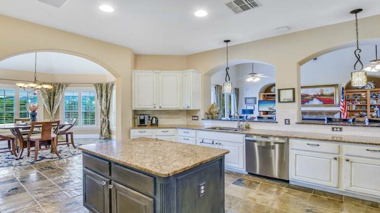 Bluff View Estate - Austin, Texas