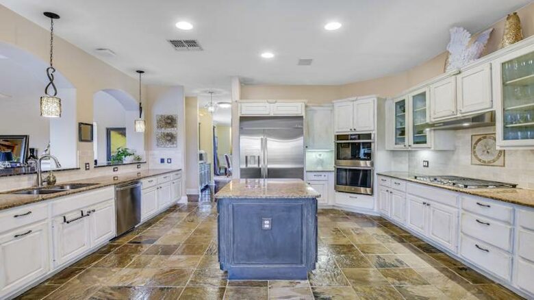 Bluff View Estate - Austin, Texas