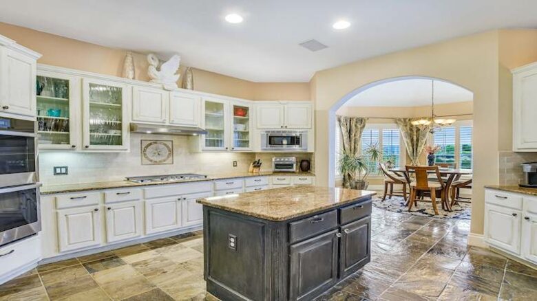 Bluff View Estate - Austin, Texas