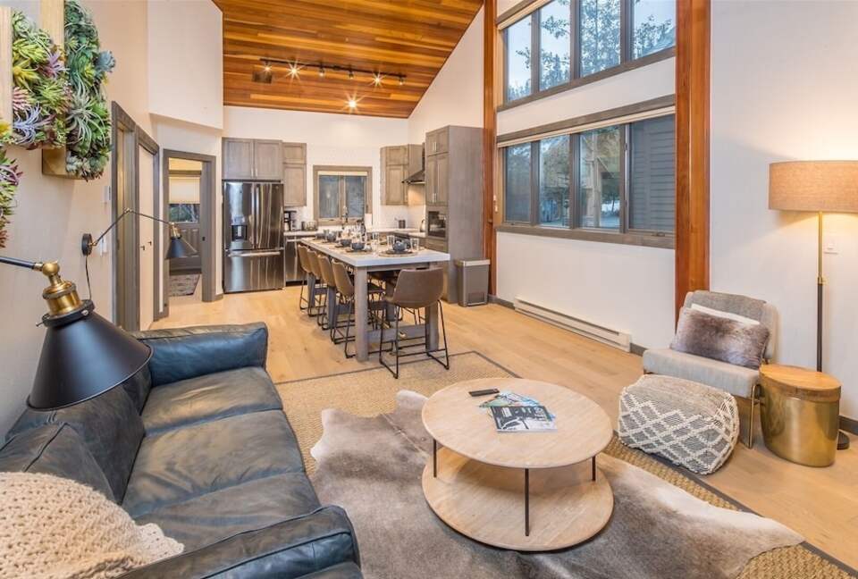 Home Exchange in Big Sky, Montana great room