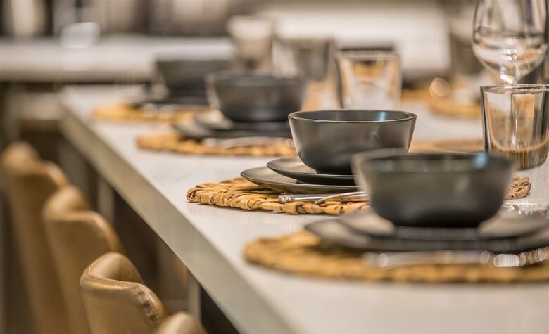 Home Exchange in Big Sky, Montana enjoy your meals in style