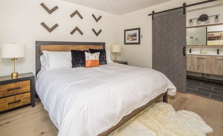 Home Exchange in Big Sky, Montana first floor master bedroom