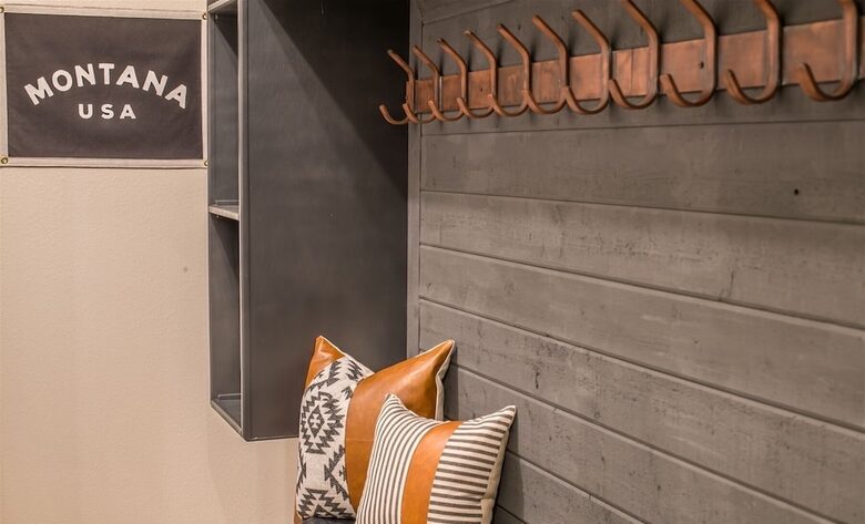 Home Exchange in Big Sky, Montana mudroom