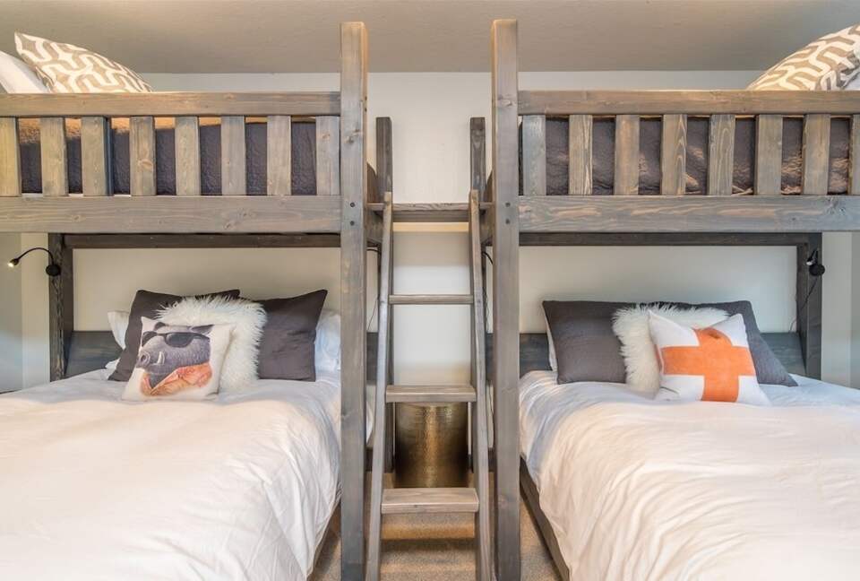 Home Exchange in Big Sky, Montana bunk room