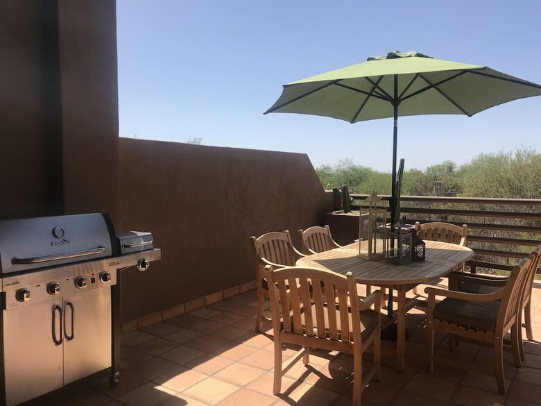 Home Exchange in Scottsdale, Arizona patio with gas grill