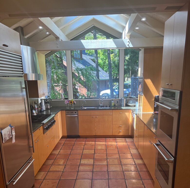 Modern Home With a View of San Francisco Bay - Tiburon, California